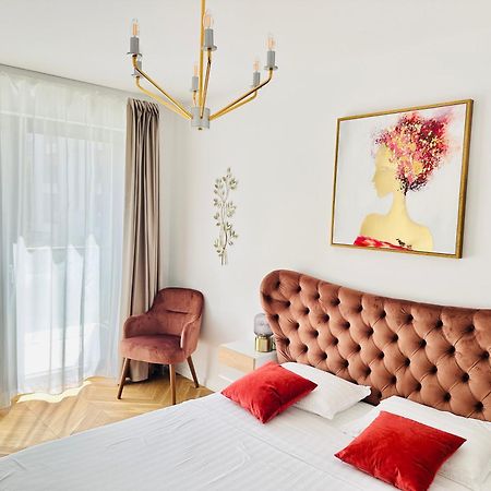 Bel Dom - The Central, Spacious 2 Rooms Luxury Apartment クルージュ＝ナポカ エクステリア 写真