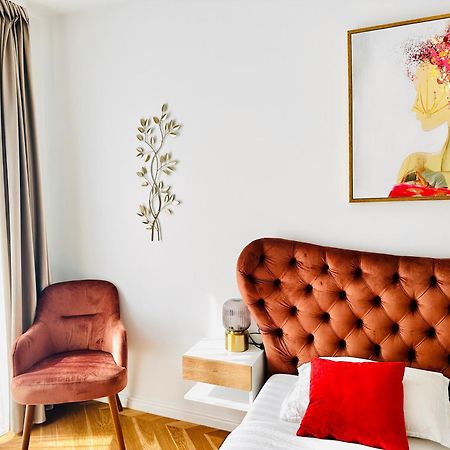 Bel Dom - The Central, Spacious 2 Rooms Luxury Apartment クルージュ＝ナポカ エクステリア 写真