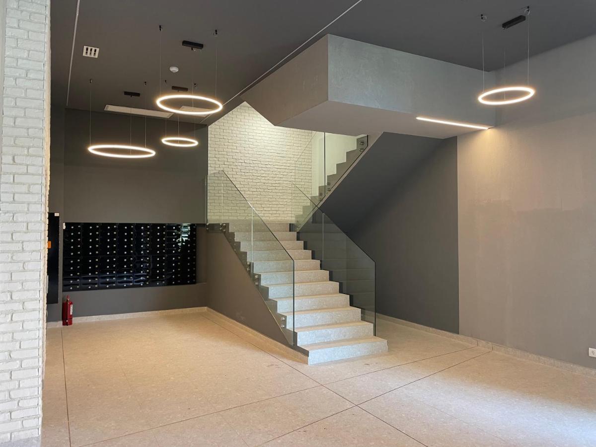Bel Dom - The Central, Spacious 2 Rooms Luxury Apartment クルージュ＝ナポカ エクステリア 写真