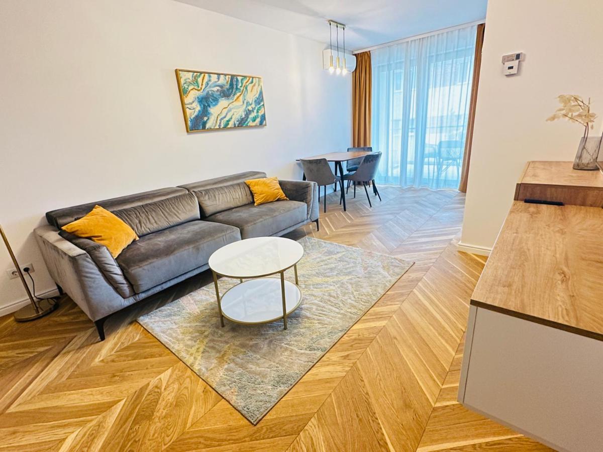 Bel Dom - The Central, Spacious 2 Rooms Luxury Apartment クルージュ＝ナポカ エクステリア 写真